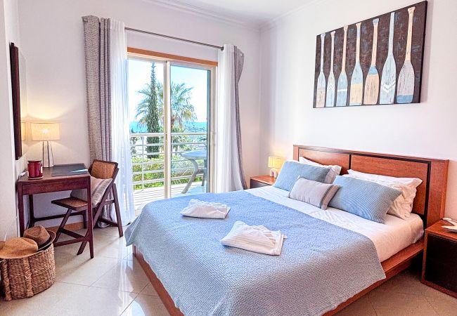 Appartement à Albufeira - Albufeira Orada Sea View by BeCherish