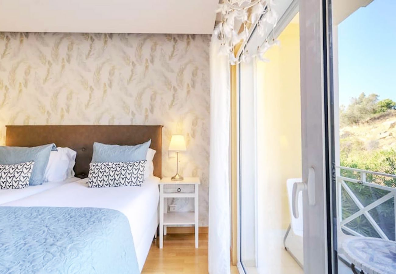 Appartement à Albufeira - Garden Hill Haven Old Town & Sea View by BeCherish 