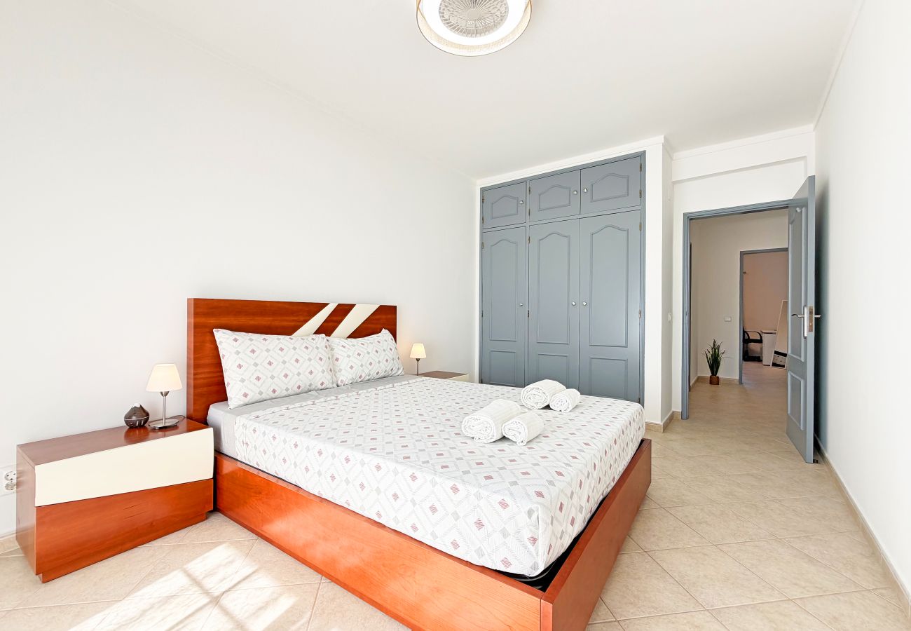 Appartement à Faro - Faro City & Airport Comfy Condo by BeCherish