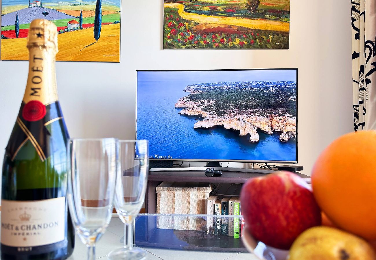 Apartamento em Albufeira - Sea&Garden View Condo by BeCherish