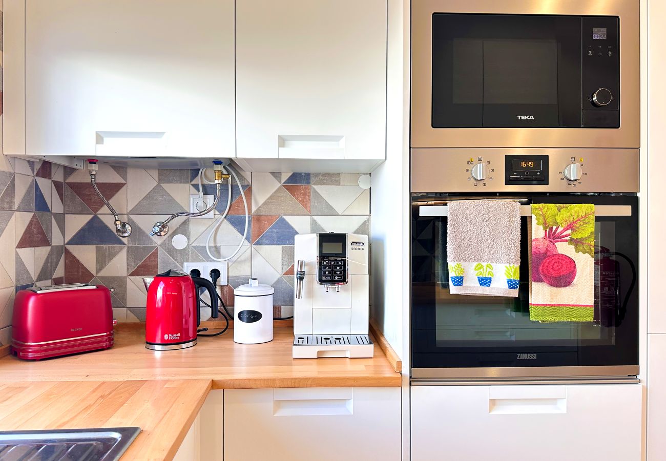 Apartamento em Albufeira - Charming Algarve Townhouse w/Terraces, Pool &View