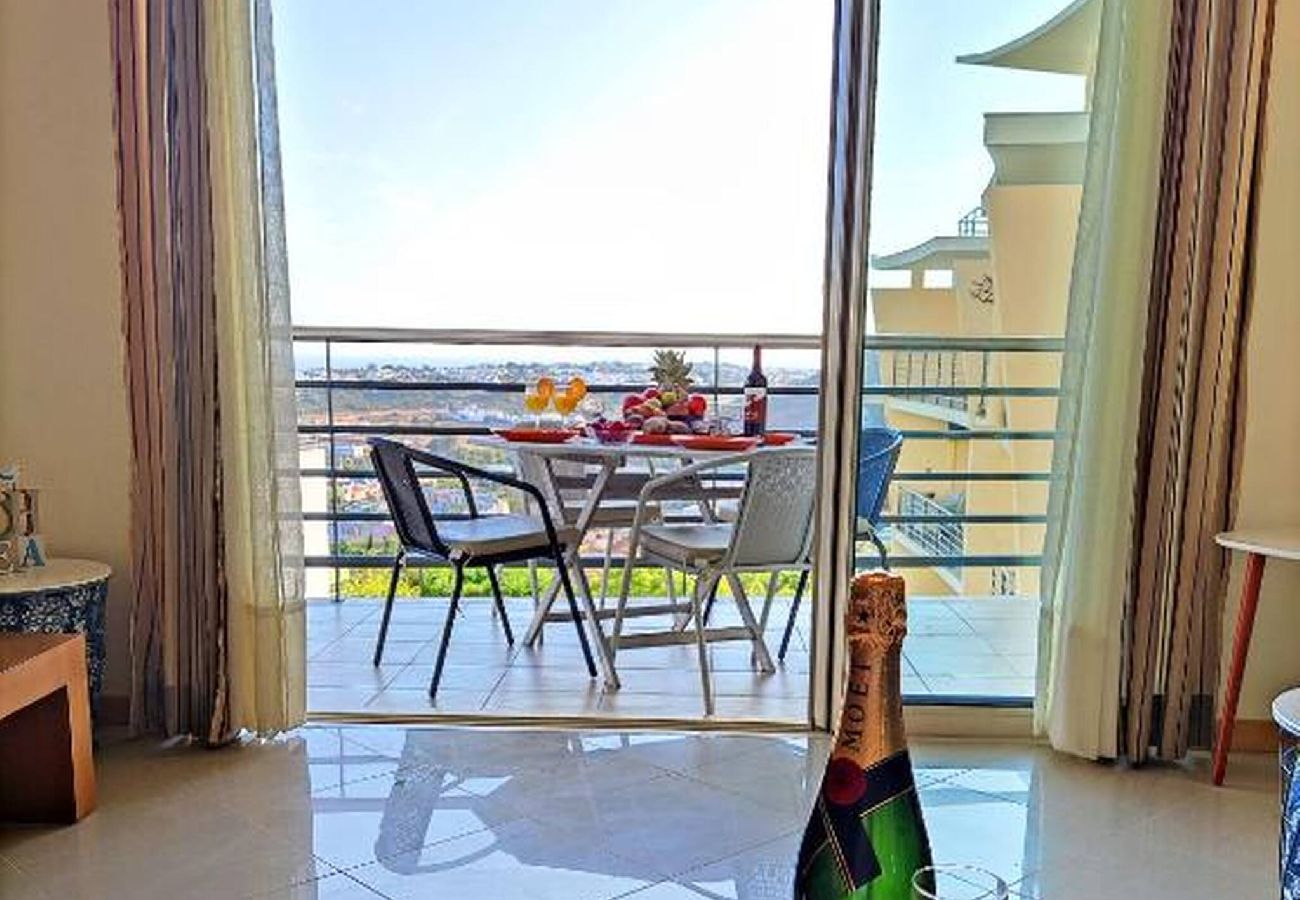 Apartamento em Albufeira - Blue Sky Condo with Ocean&Pool view by Be Cherish 