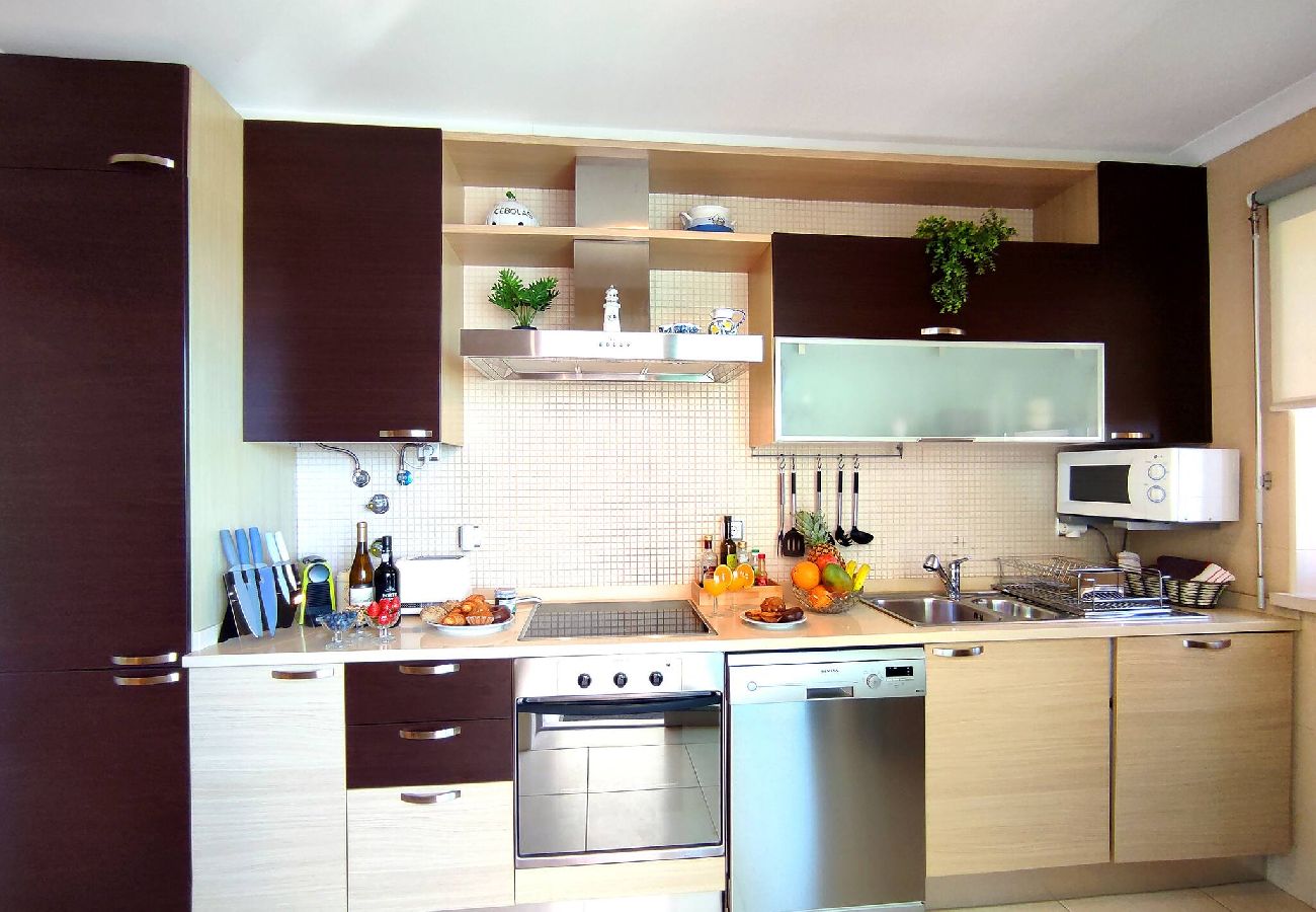 Apartamento em Albufeira - Beach Condo with Atlantic Ocean view by Be Cherish 