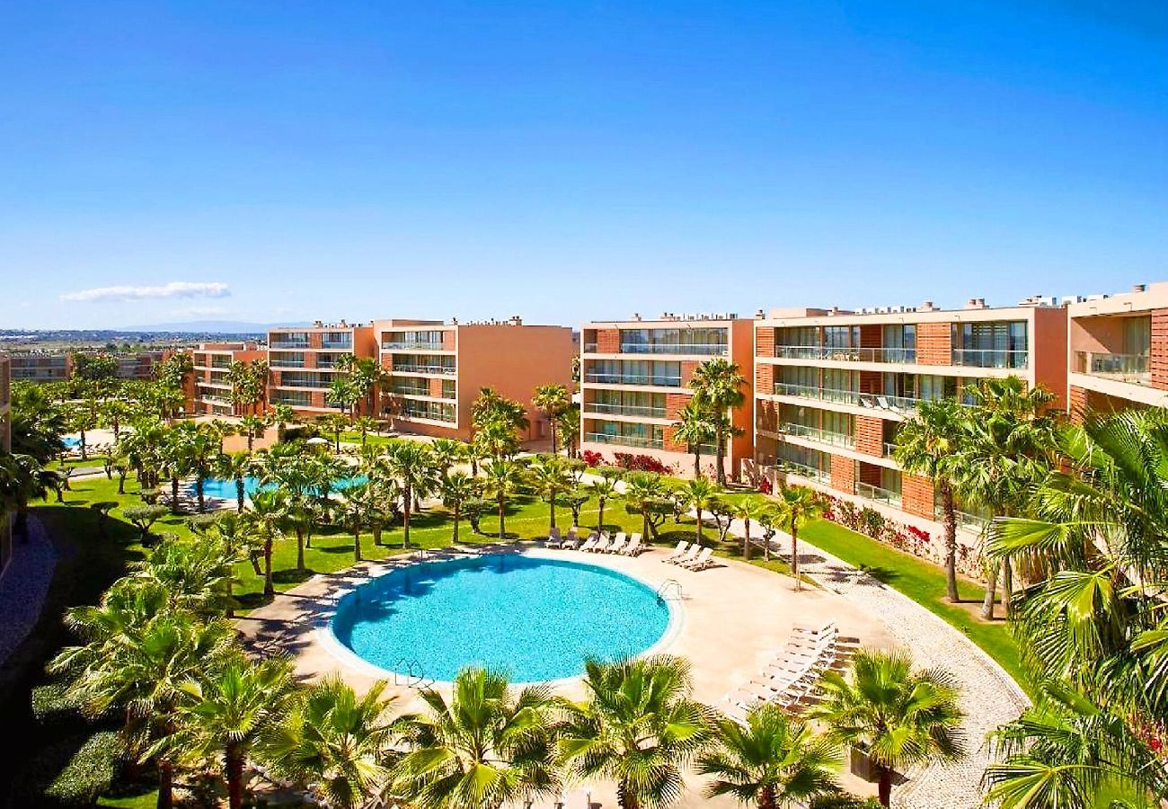 Apartamento em Albufeira - Salgados Condo - Beach, Pool & Golf by BeCherish