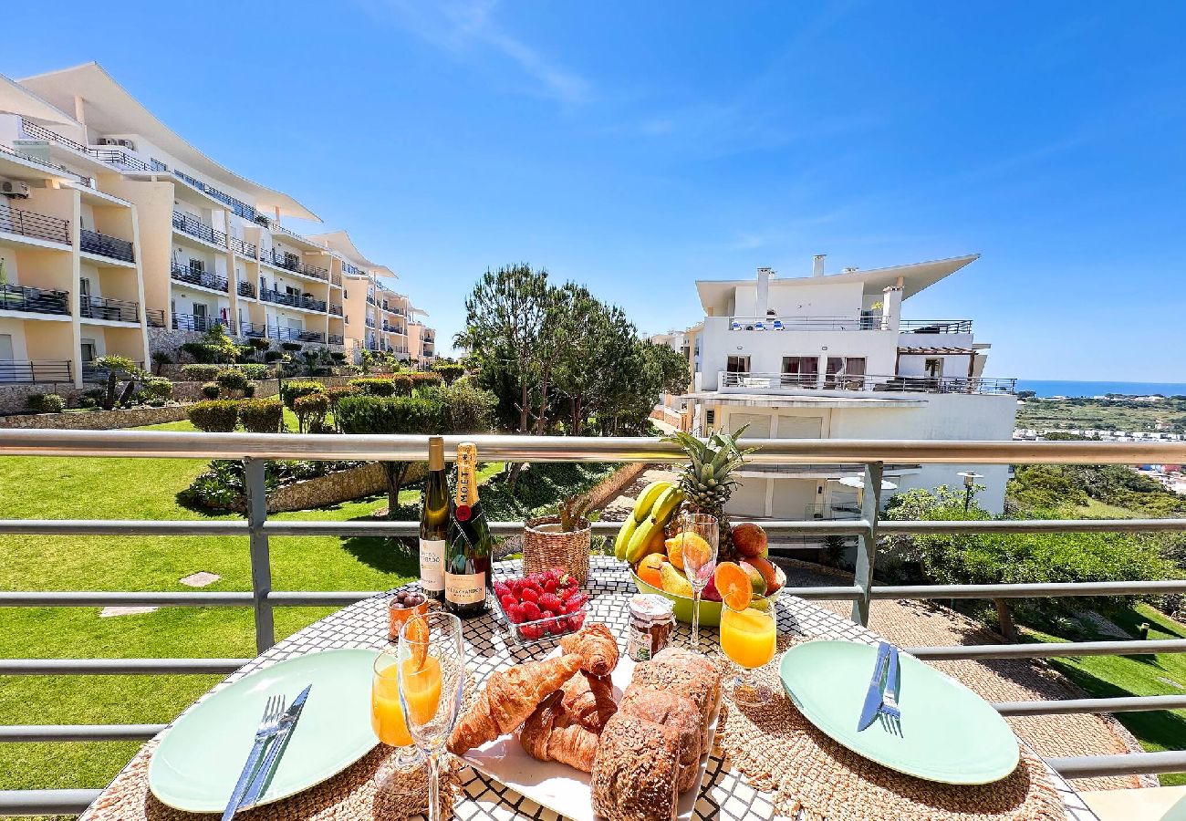 Apartamento em Albufeira - Azure Heaven by BeCherish