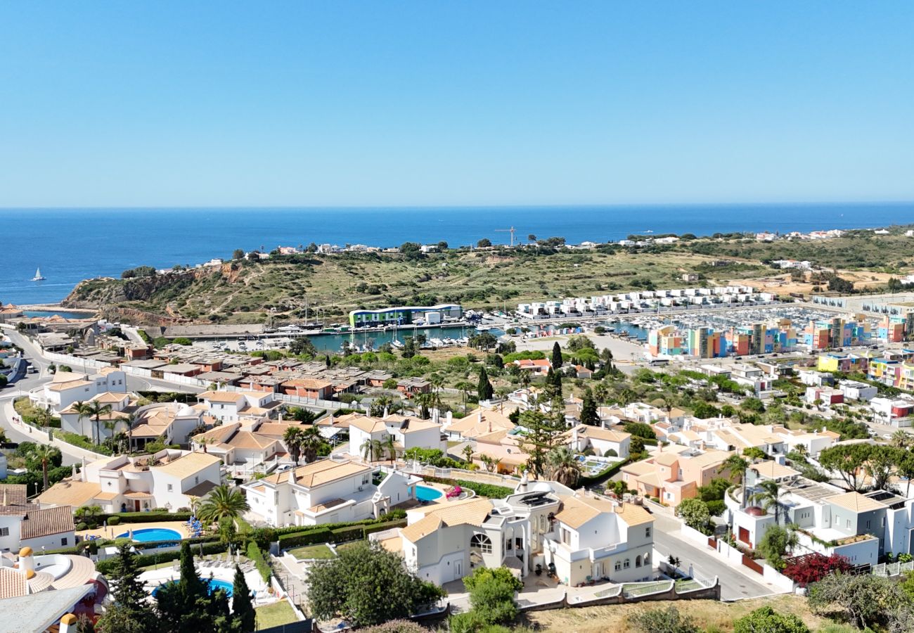 Apartamento em Albufeira - Stunning Sunrise&Sunset Rooftop Condo by BeCherish