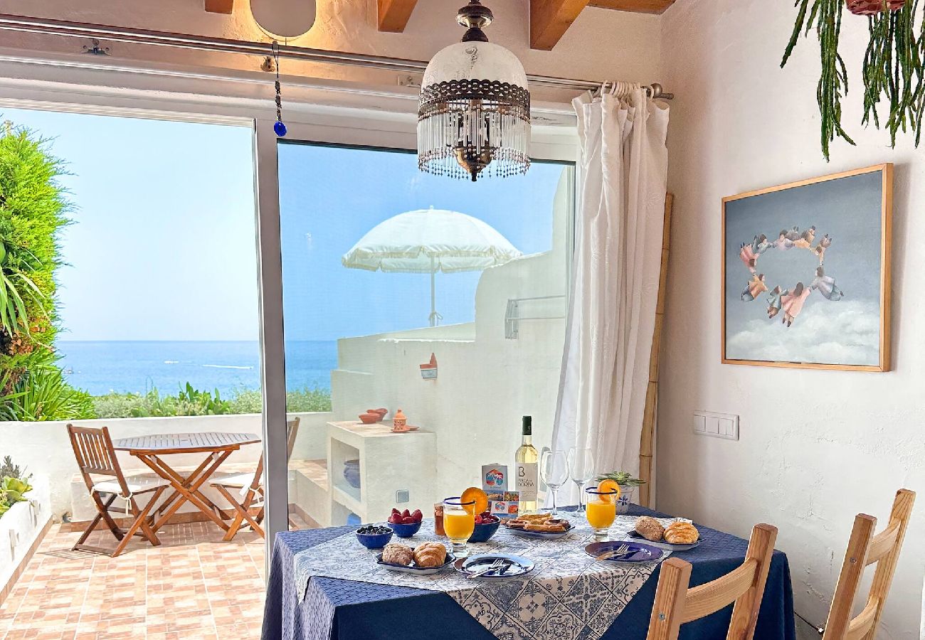 Casa em Albufeira - Charming AlgarvianOceanfront Townhouse by BeCherish