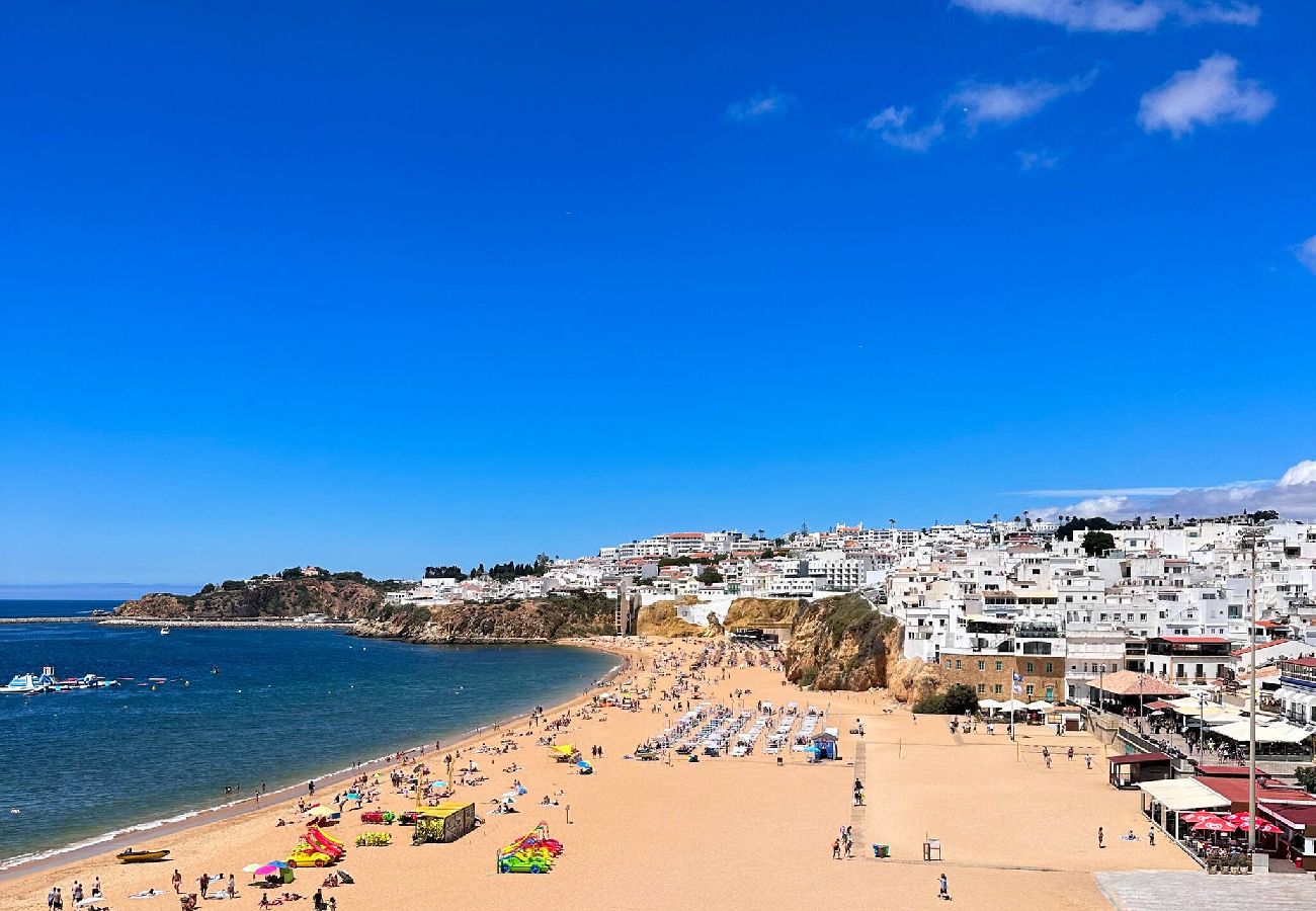 Casa em Albufeira - Charming AlgarvianOceanfront Townhouse by BeCherish