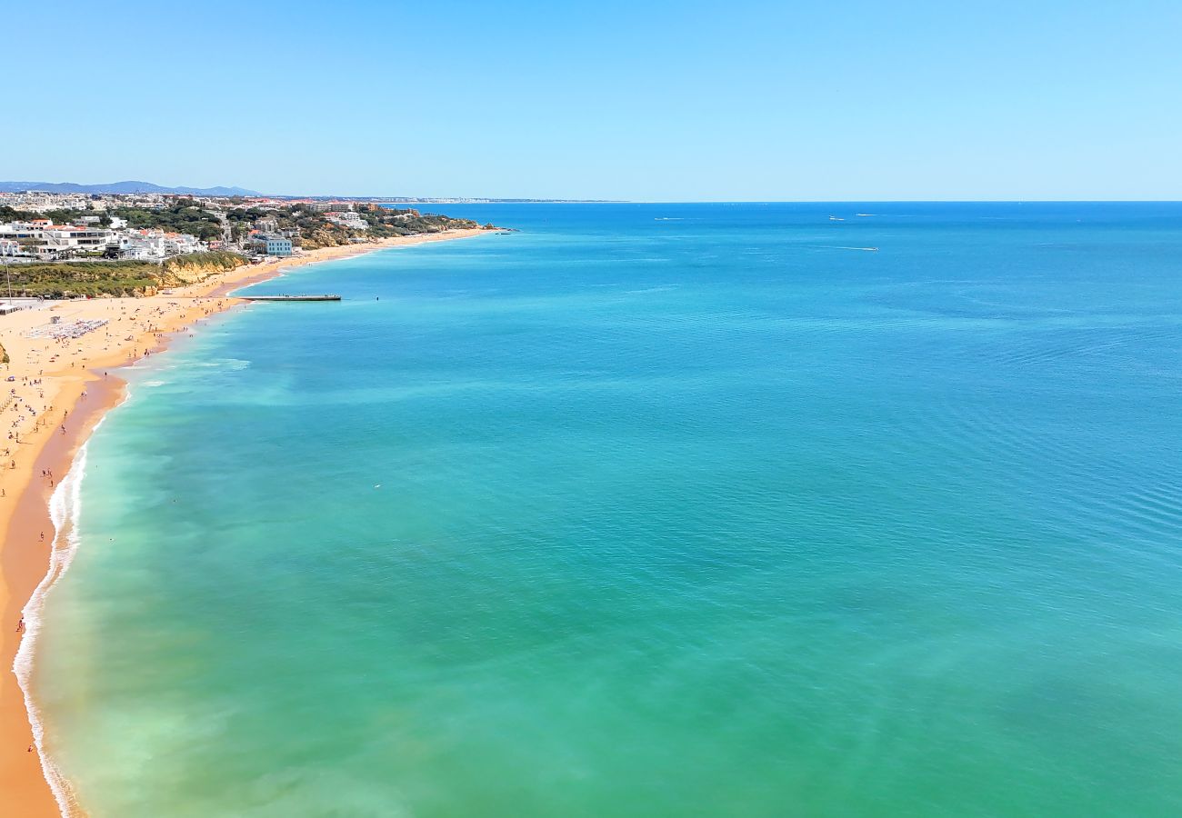 Casa em Albufeira - Charming AlgarvianOceanfront Townhouse by BeCherish