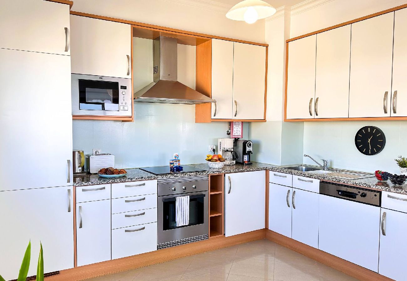 Apartamento em Albufeira - Gloaming Atlantic Ocean View Condo by Be Cherish