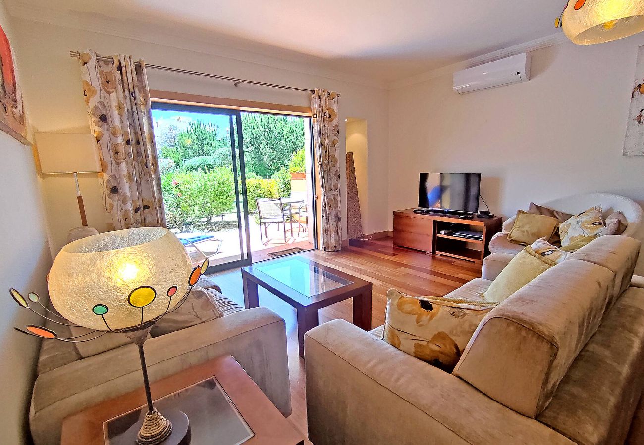 Apartamento em Albufeira - Fabulous Sunny Pool&Garden Condo by BeCherish