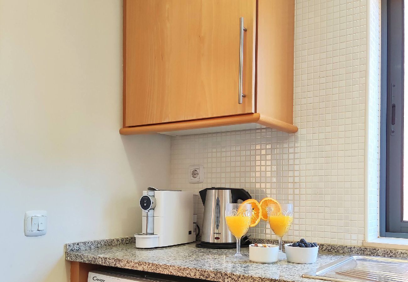 Apartamento em Albufeira - Fabulous Sunny Pool&Garden Condo by BeCherish