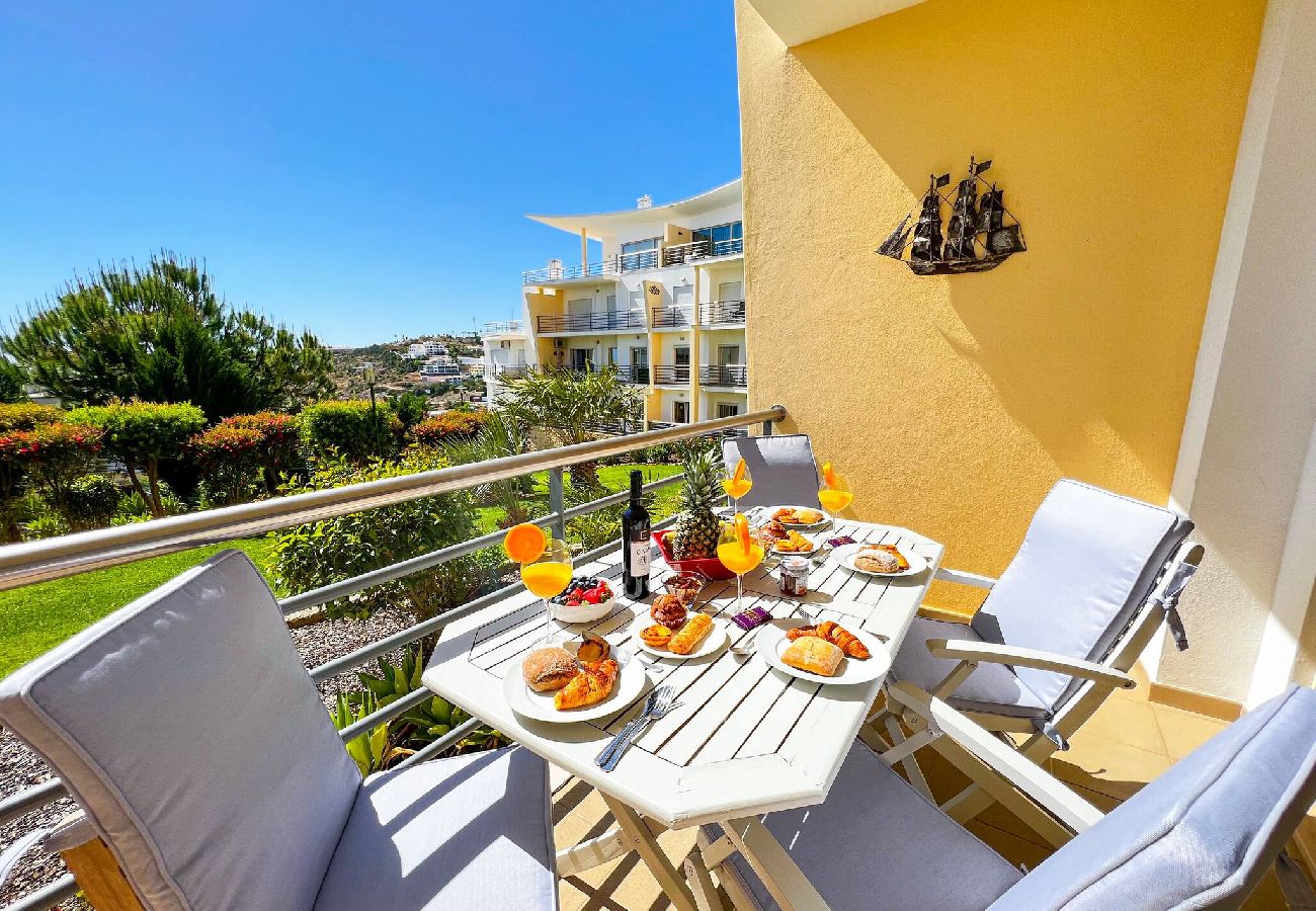 Apartamento em Albufeira - Garden View Condo by Be Cherish