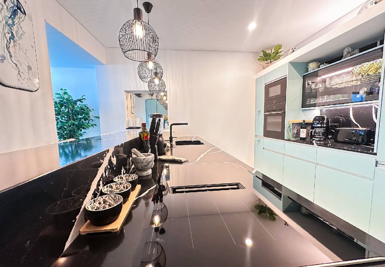 Casa em Albufeira - Luxury Beach House - Casa do Farol by BeCherish