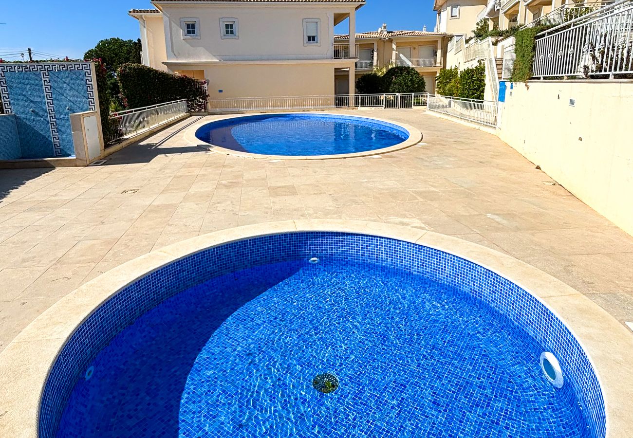 Casa em Albufeira - Casa Antonius, Sun & Pool Balaia Home by BeCherish