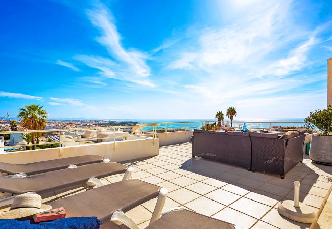 Apartamento em Albufeira - WindMill Rooftop Panoramic OceanView Condo By BeCherish