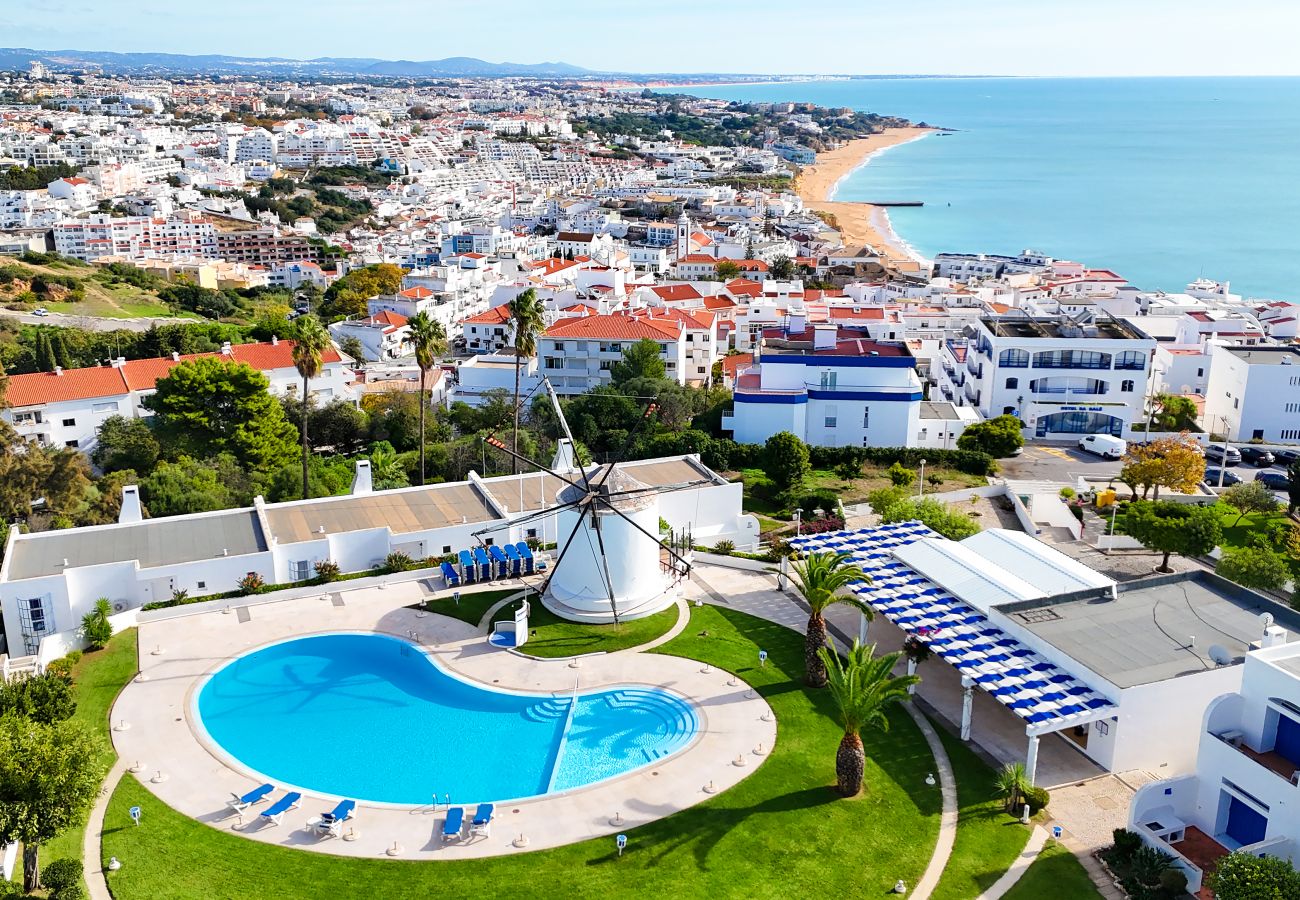 Apartamento em Albufeira - WindMill Rooftop Panoramic OceanView Condo By BeCherish