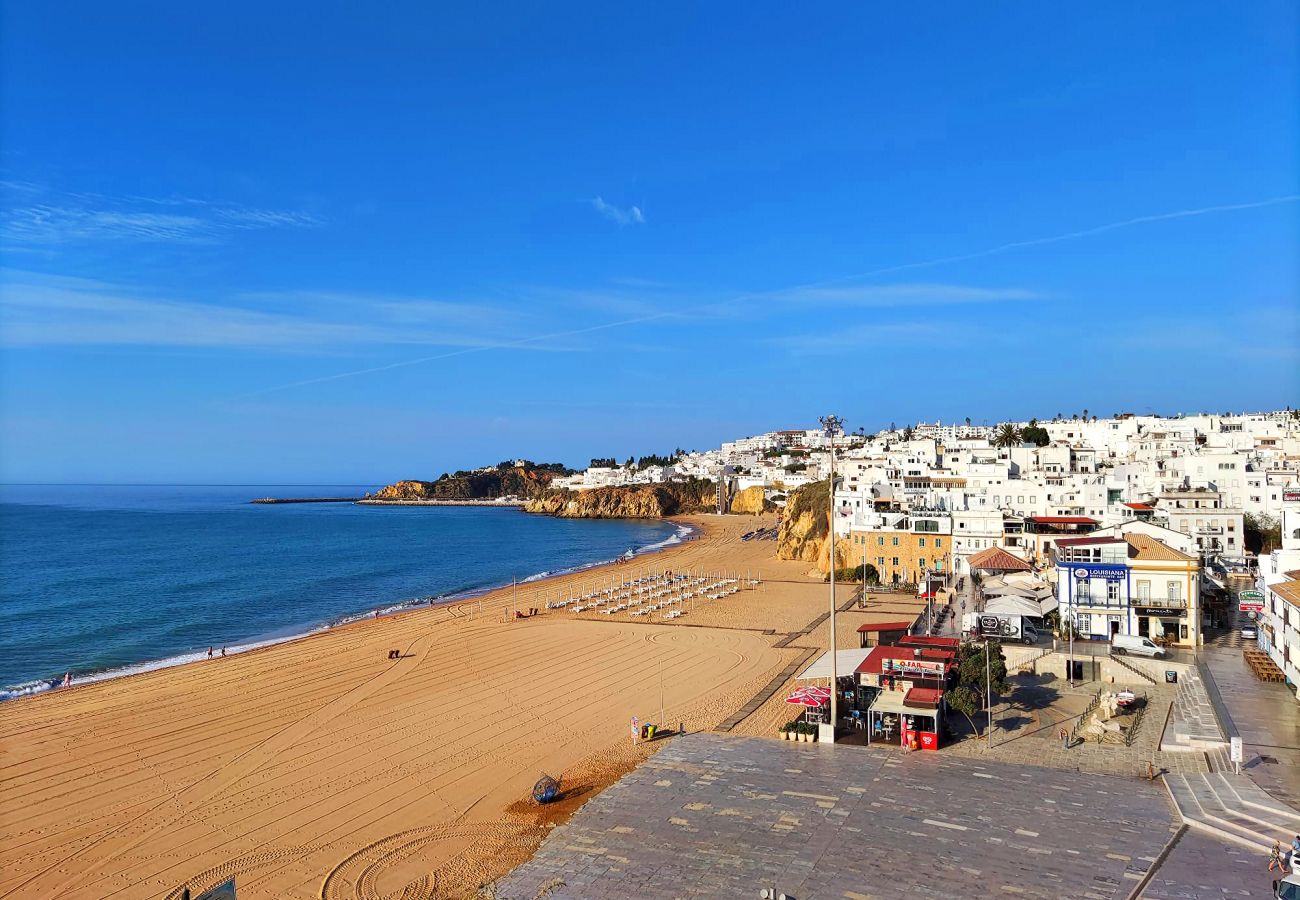 Apartamento em Albufeira - WindMill Rooftop Panoramic OceanView Condo By BeCherish