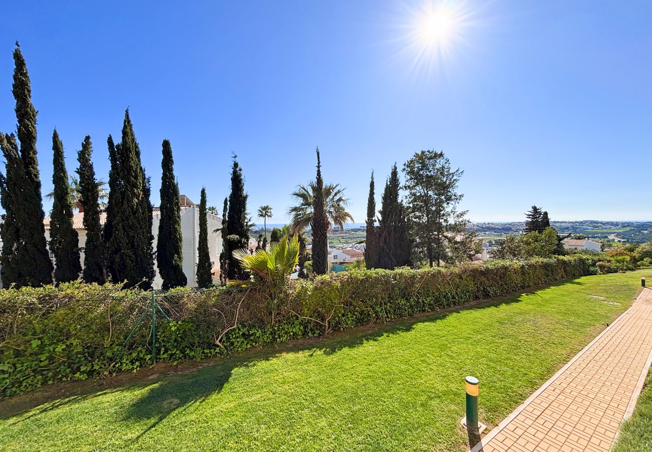 Apartamento em Albufeira - Albufeira Orada Sea View by BeCherish