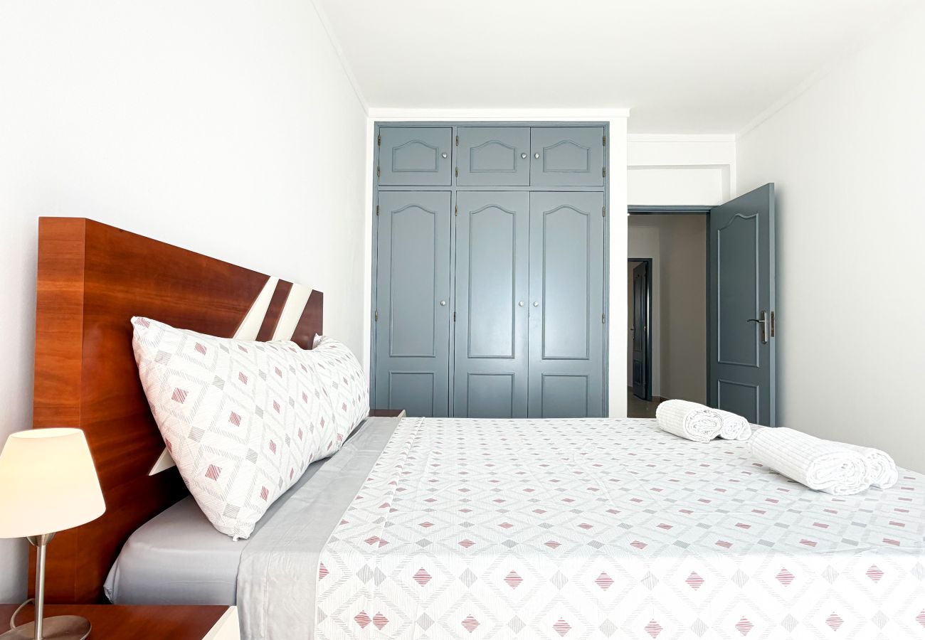 Apartamento em Faro - Faro City & Airport Comfy Condo by BeCherish