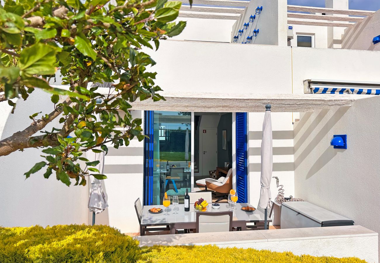Apartment in Albufeira - Charming Algarve Townhouse w/Terraces, Pool &Views