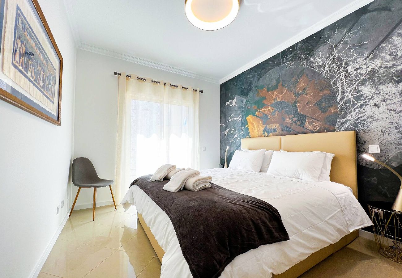 Apartment in Albufeira - Elegant Ocean-View Albufeira Apartment w/ Balcony & Pools