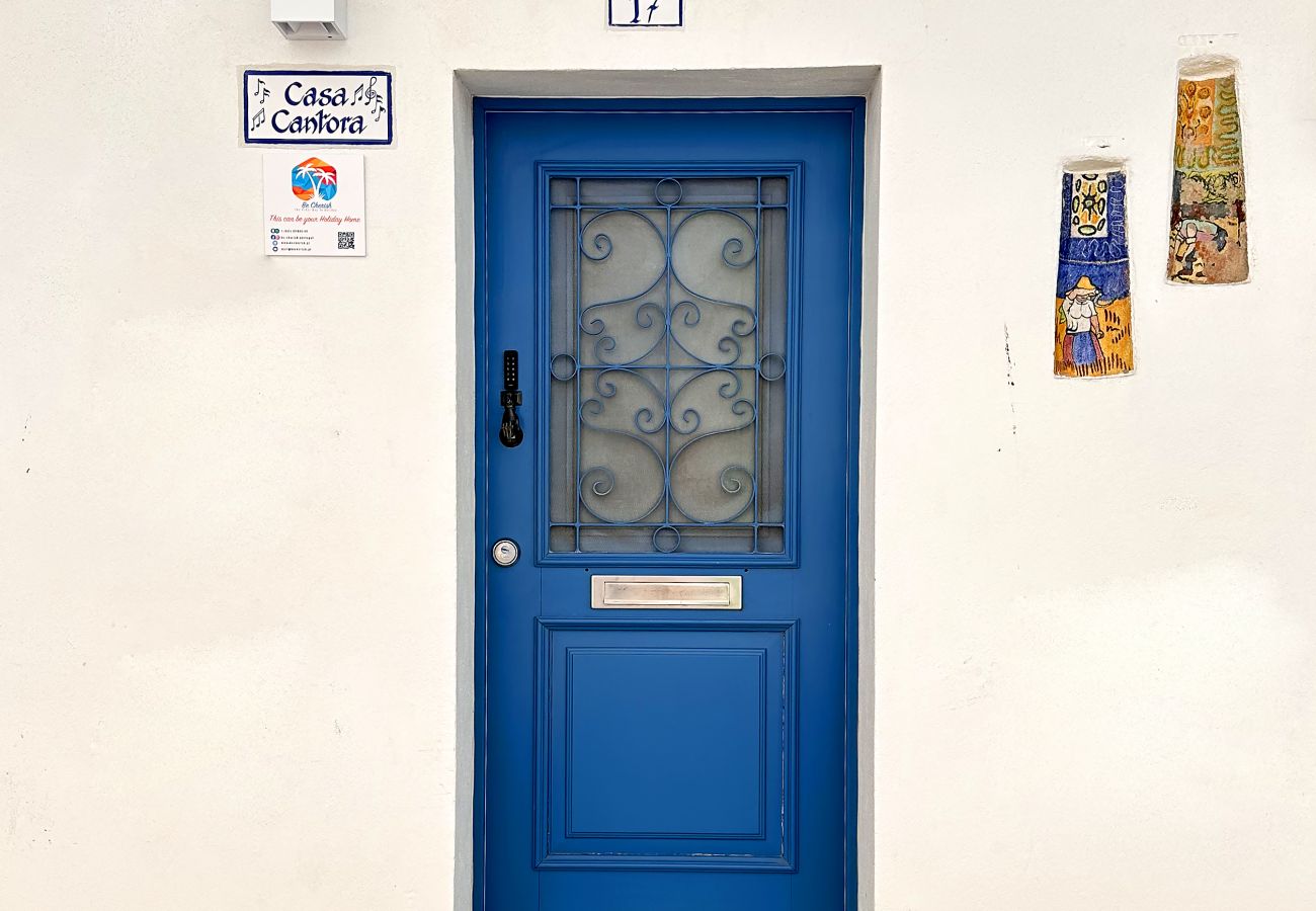 House in Albufeira - Charming AlgarvianOceanfront Townhouse by BeCherish 