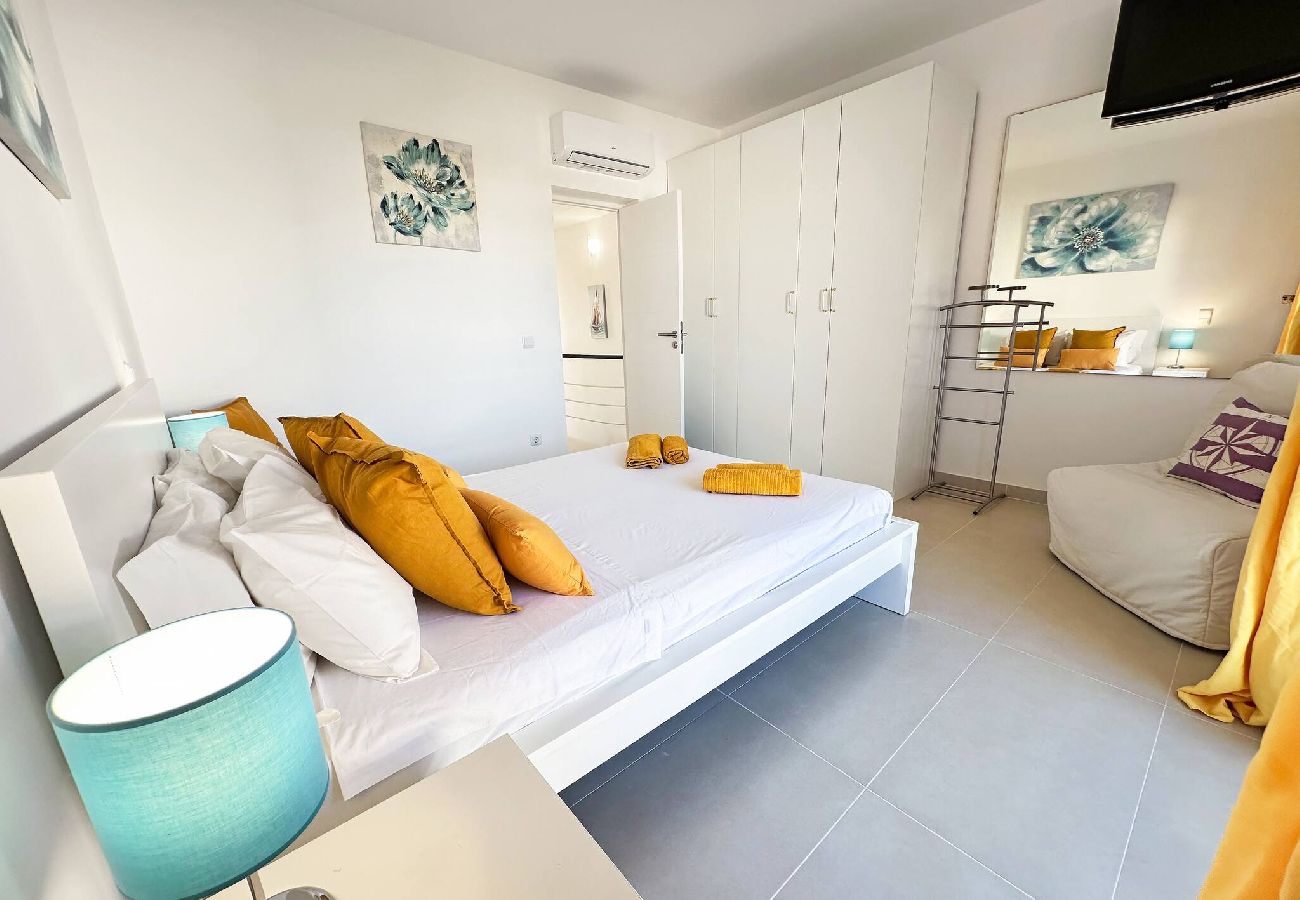 House in Albufeira - Windmill Hill Cozy Townhouse by BeCherish