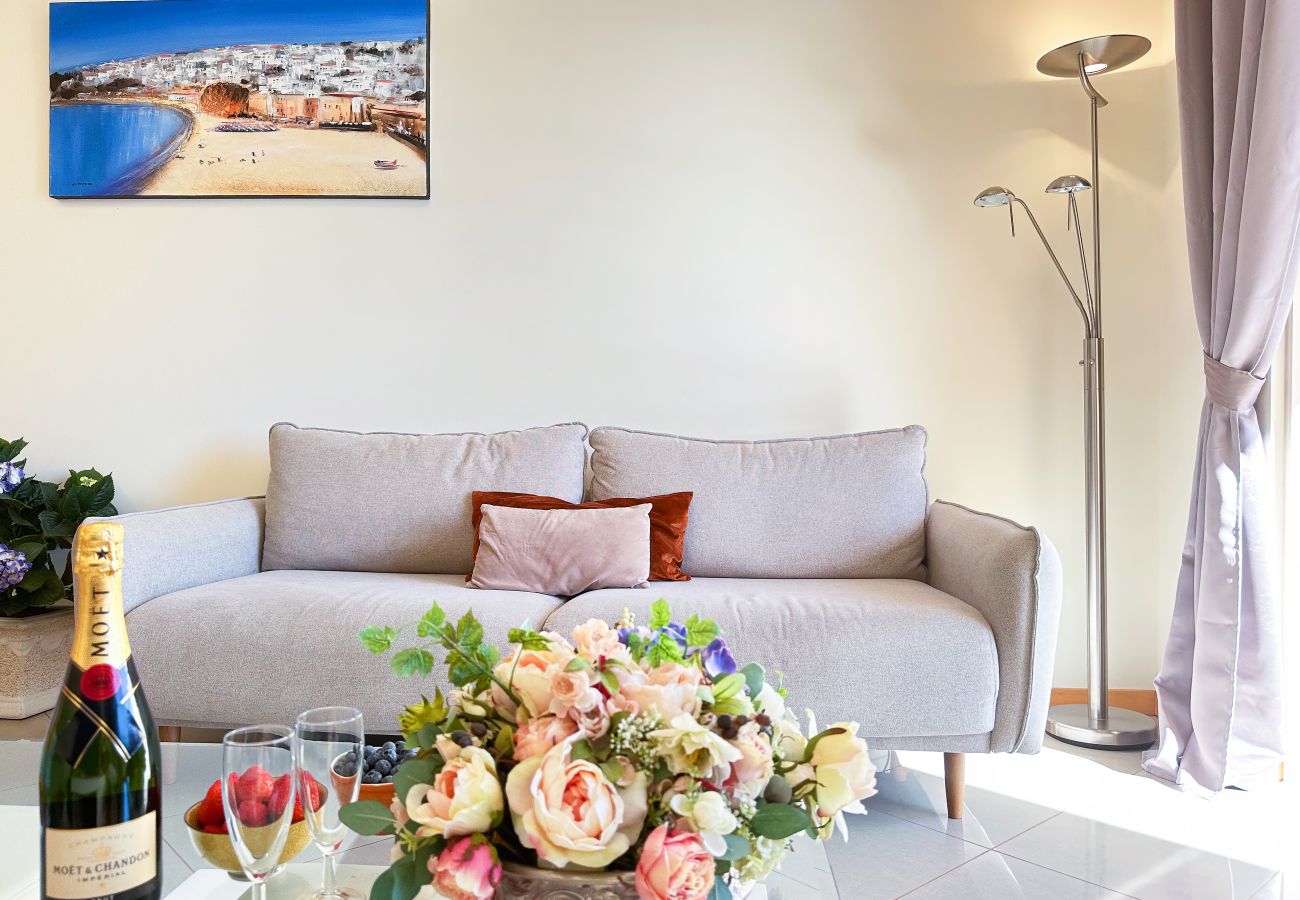 Apartment in Albufeira - Luxury 2-Bedroom Apartment with Pool & Sea View by BeCherish