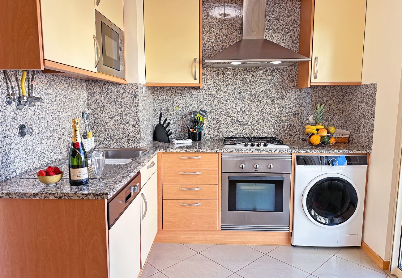 Apartment in Albufeira - Luxury 2-Bedroom Apartment with Pool & Sea View by BeCherish