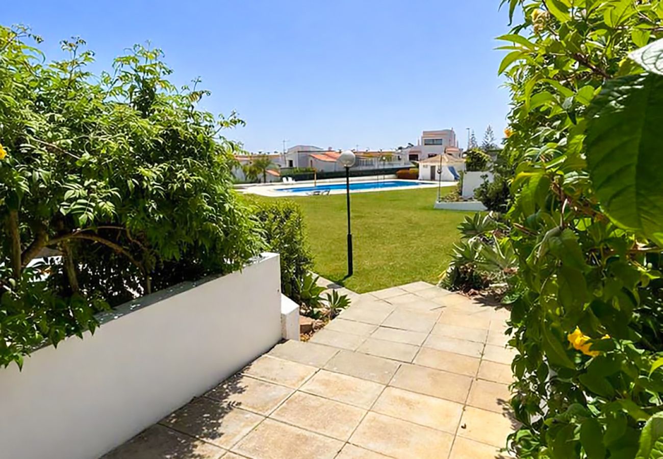 Terraced House in Albufeira - House w/ Pool - 5min Walk to Alemães Beach by BeCherish