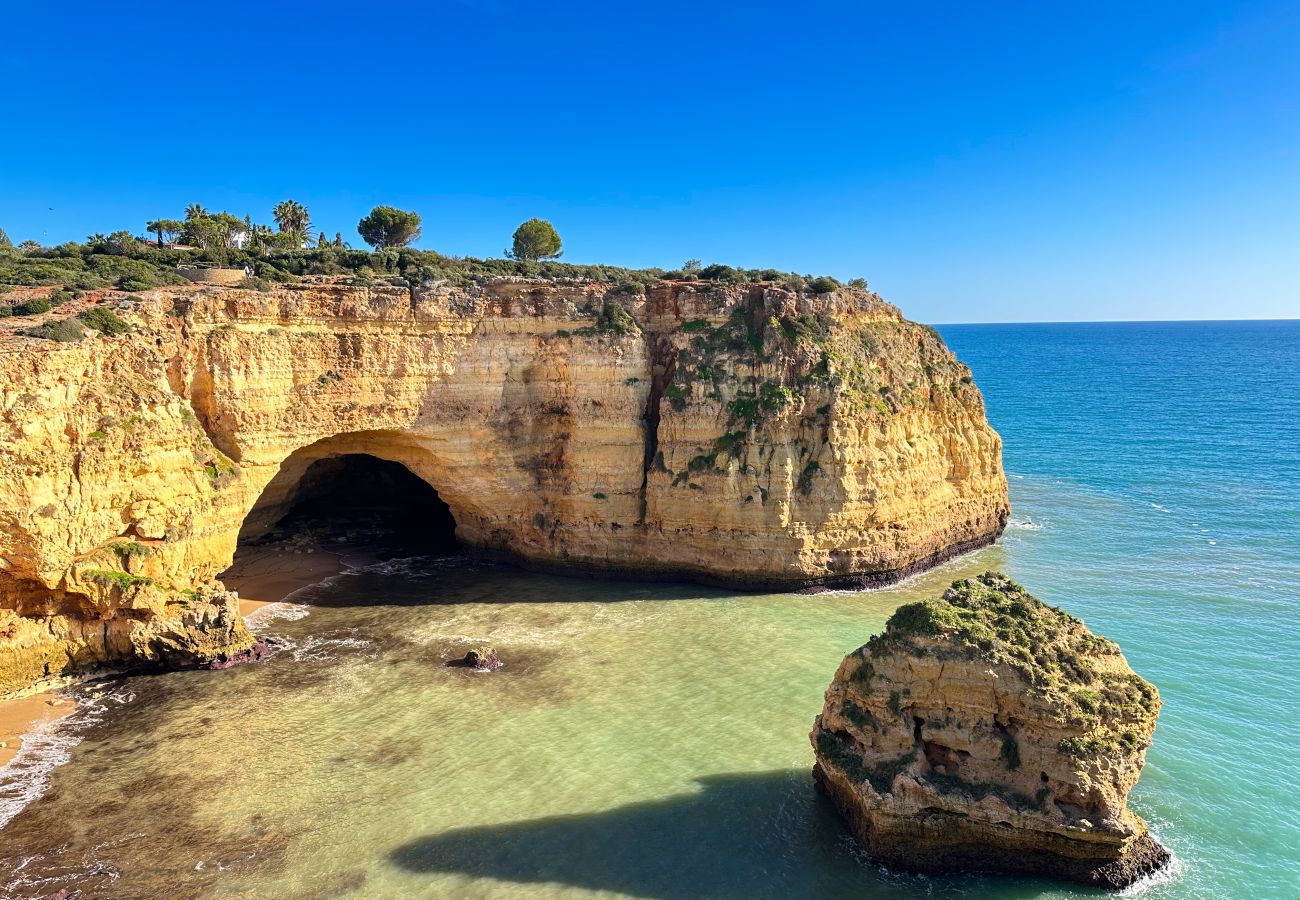 Terraced House in Albufeira - House w/ Pool - 5min Walk to Alemães Beach by BeCherish