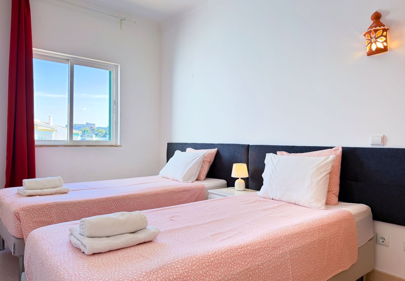 Terraced House in Albufeira - House w/ Pool - 5min Walk to Alemães Beach by BeCherish