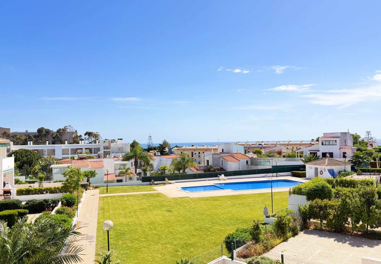 Terraced House in Albufeira - House w/ Pool - 5min Walk to Alemães Beach by BeCherish