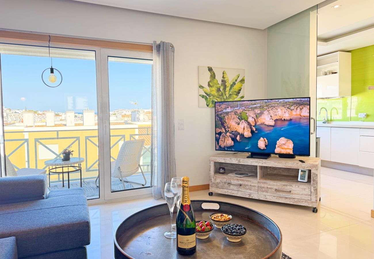 Apartment in Albufeira - Garden Hill Haven – Old Town Albufeira Retreat with Sea Views & Free Parking