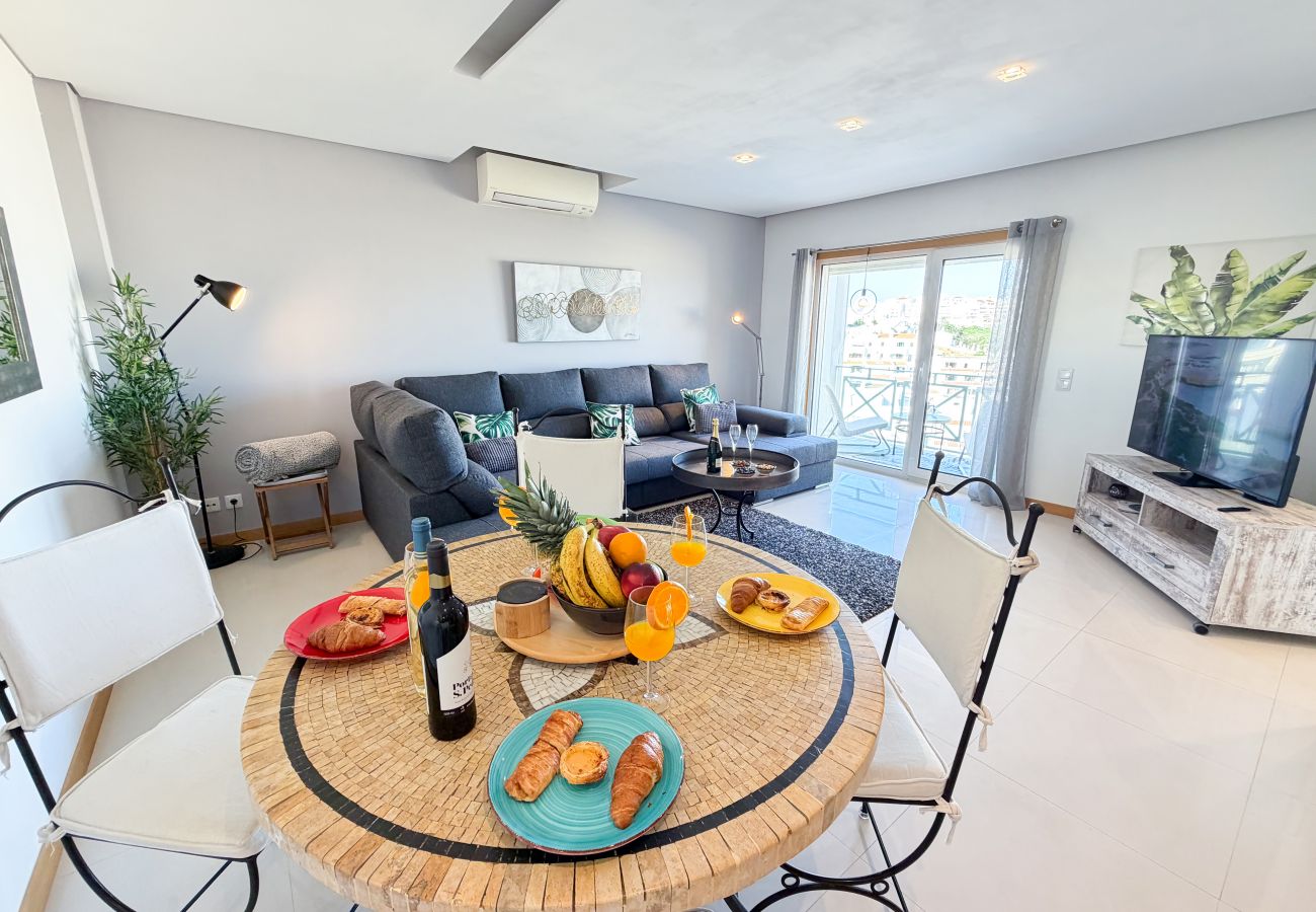Apartment in Albufeira - Garden Hill Haven – Old Town Albufeira Retreat with Sea Views & Free Parking