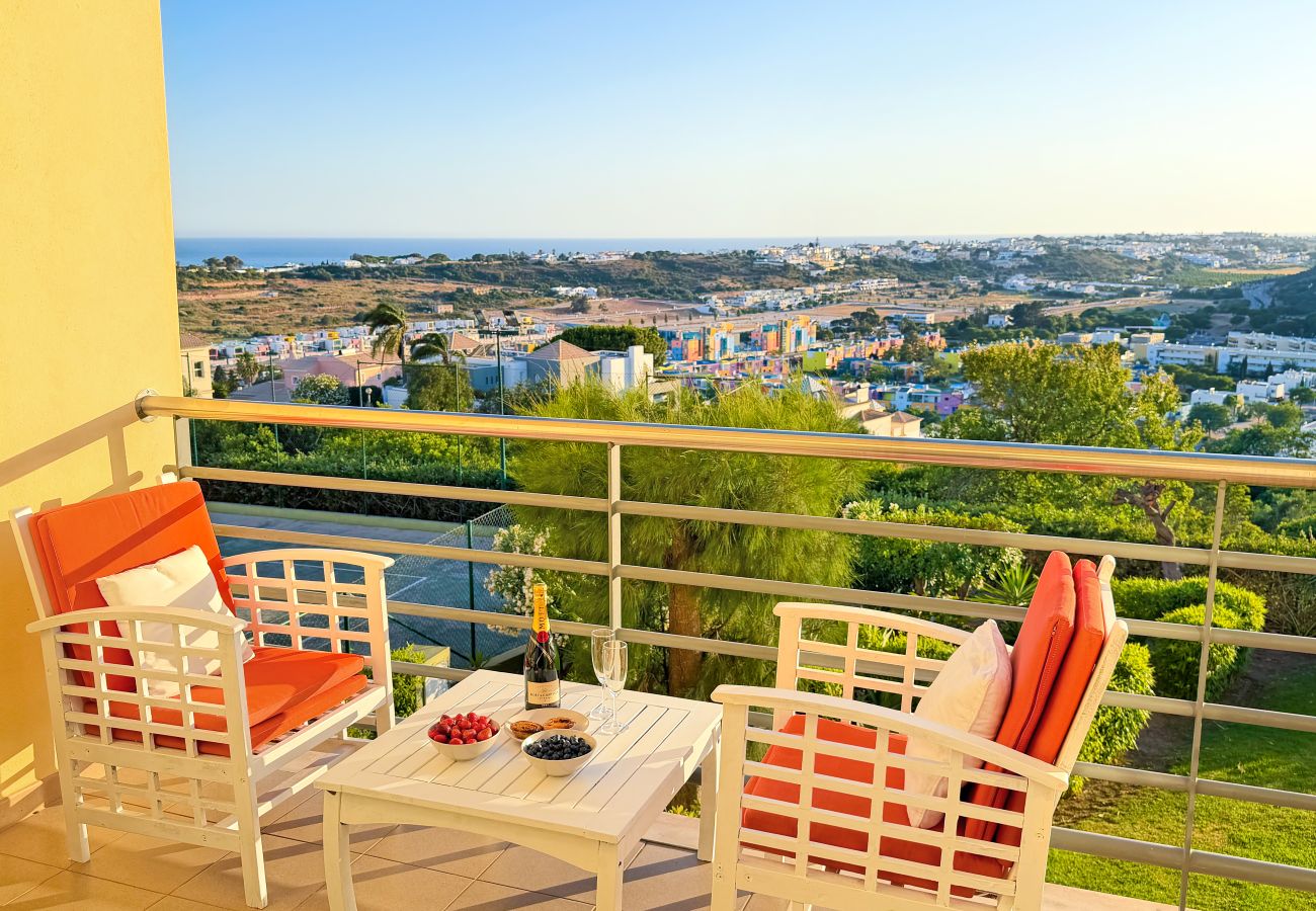 Apartment in Albufeira - OceanView Paradise with Pool and Tennis Court