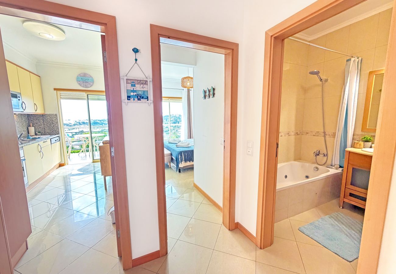 Apartment in Albufeira - OceanView Paradise with Pool and Tennis Court