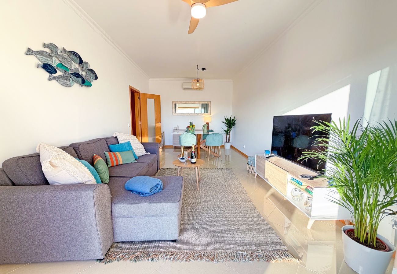 Apartment in Albufeira - OceanView Paradise with Pool and Tennis Court