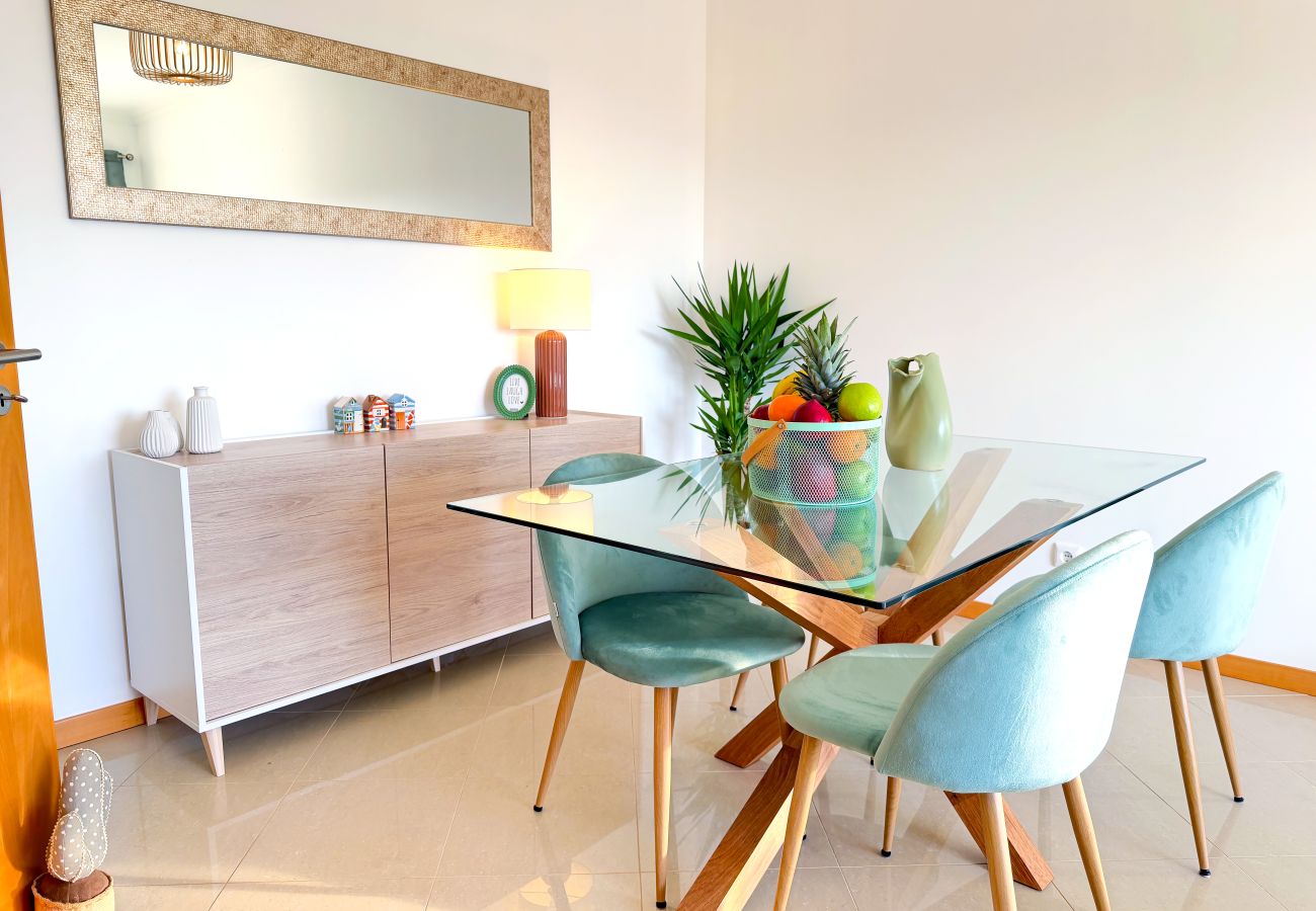 Apartment in Albufeira - OceanView Paradise with Pool and Tennis Court