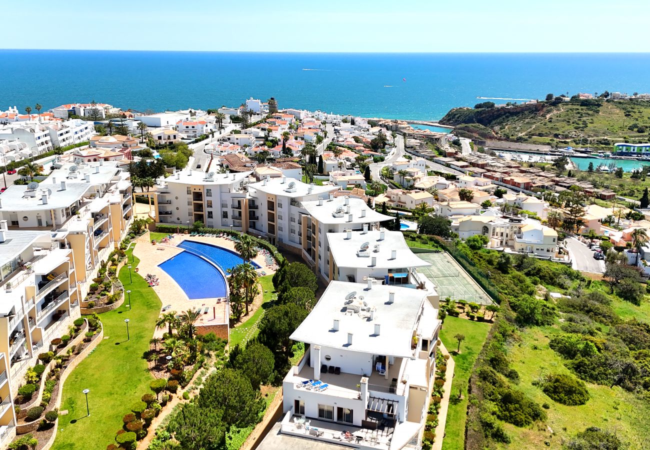 Apartment in Albufeira - OceanView Paradise with Pool and Tennis Court