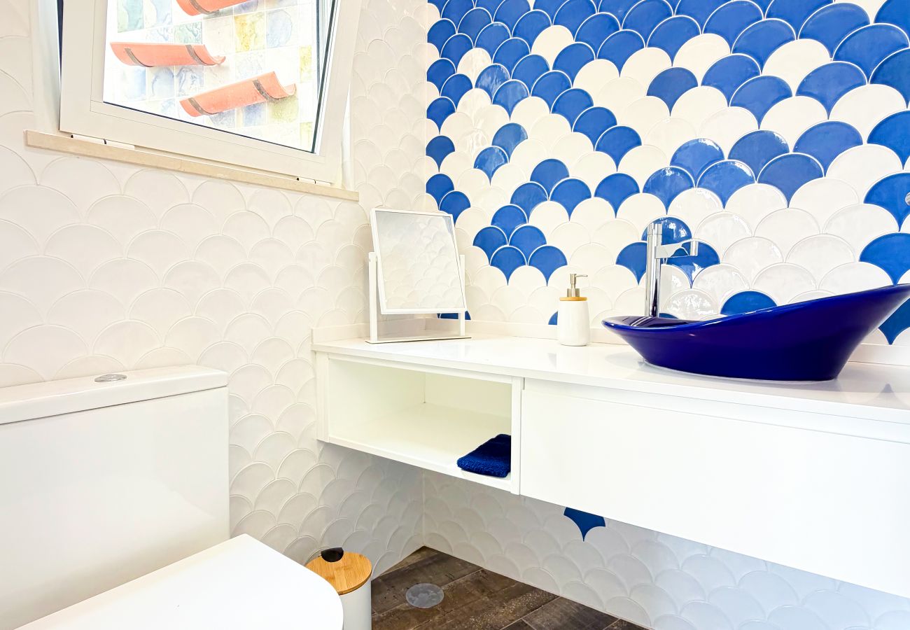 House in Albufeira - The Big Blue by BeCherish