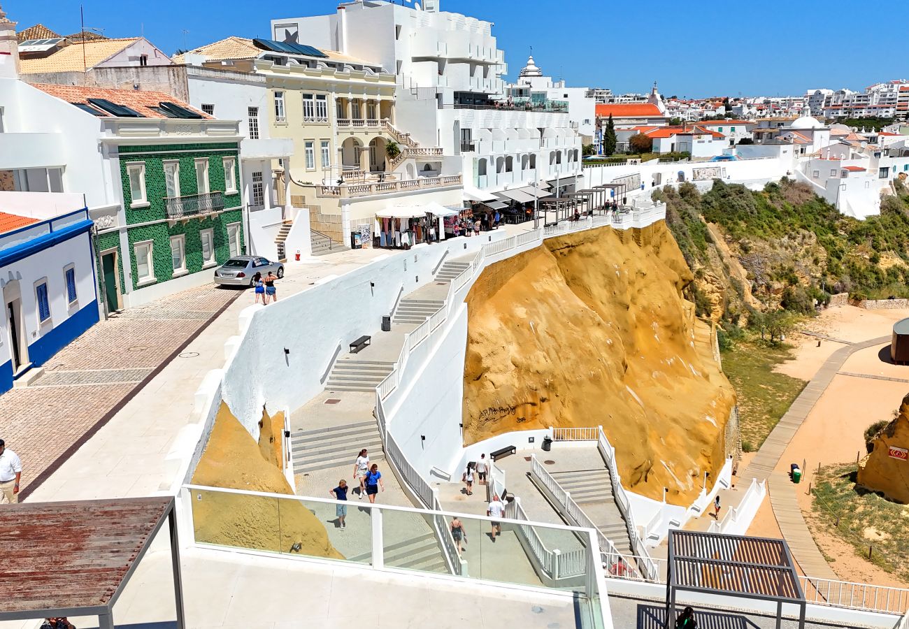 House in Albufeira - The Big Blue by BeCherish