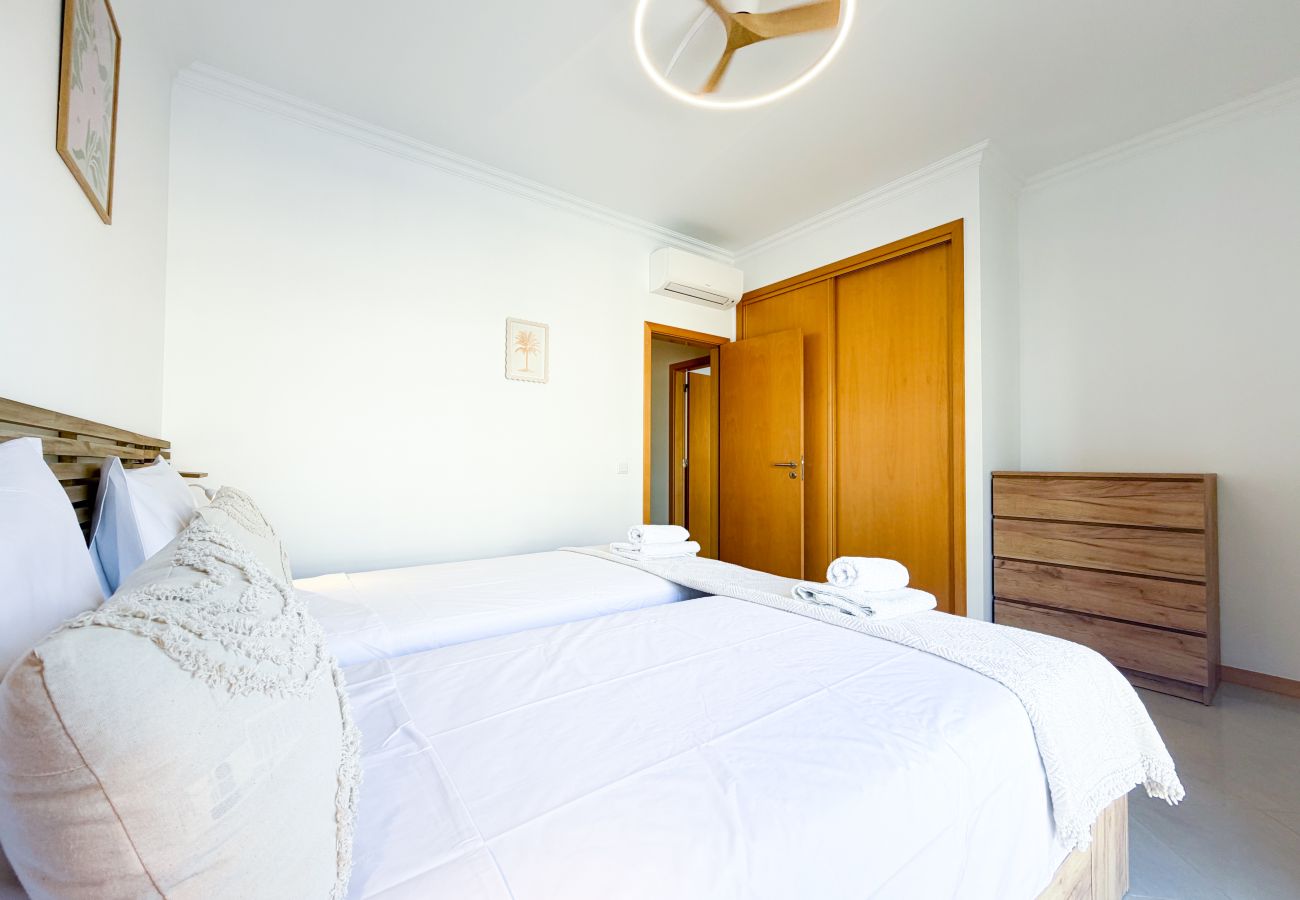 Apartment in Albufeira - AlbufeiraOrada Lovely Ocean&Pool View By BeCherish
